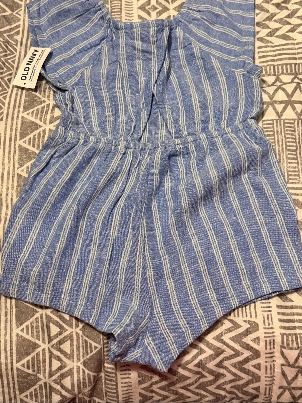 Old Navy lightweight knit